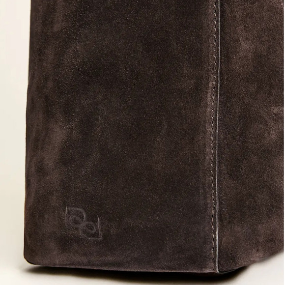 Reformation Medium Vittoria Tote Bag Boss Suede - Picture 3 of 11